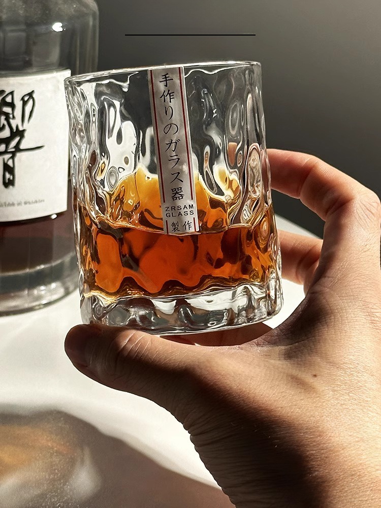 Bicchiere in Vetro Vietnamita  - Crystal Wine Glass recensione e prezzo